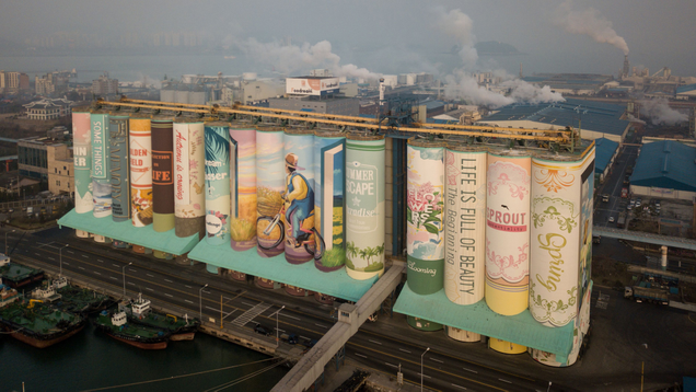 Illustration for article titled Do You Need Us To Hold Your Hand Through This Entire List Of Incredible Murals? Do We Always Have To Compile A Whole List Of Photos For You Just So That You’ll Look At Them? Grow Up.
